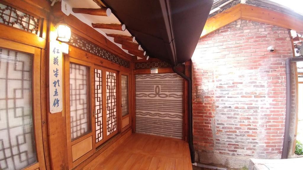Bukchon Hyosunjae Guesthouse Сеул Экстерьер фото